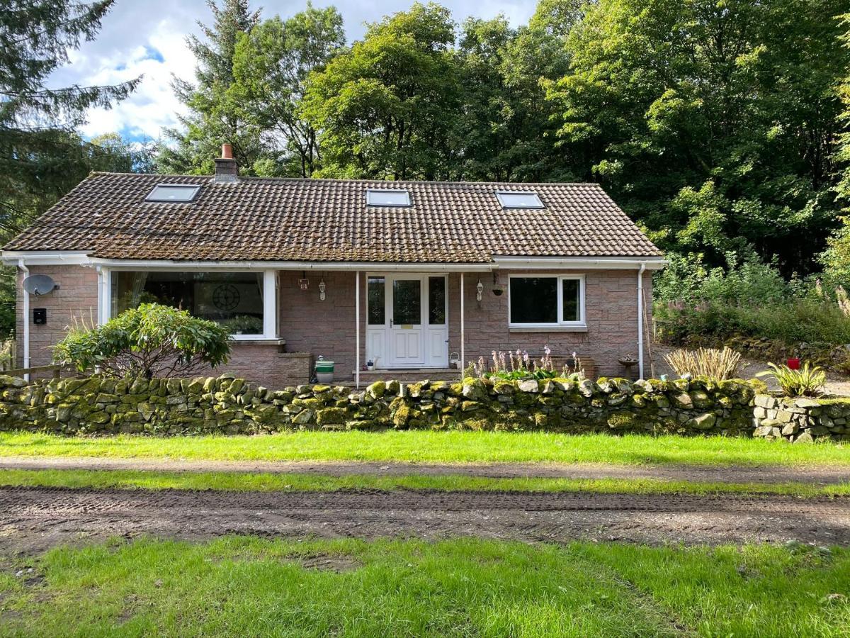 Tranquil Thornhill Cottage Retreat With Hot Tub Moniaive Exterior foto